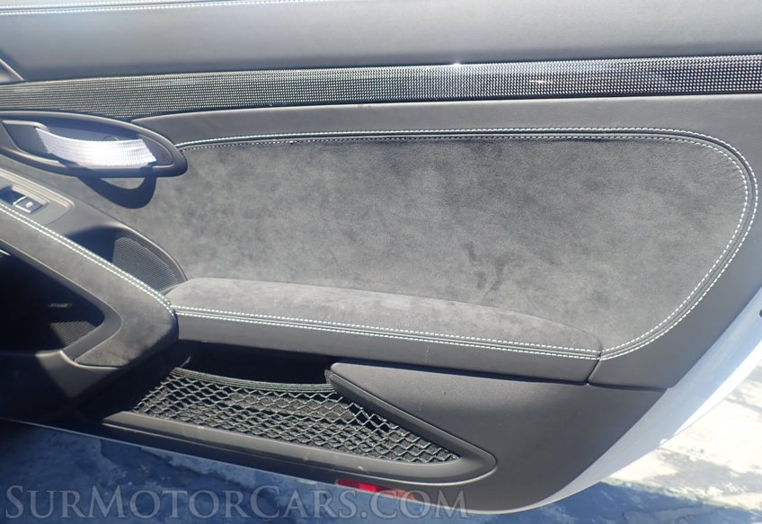 2019 Porsche 911 - Image 35