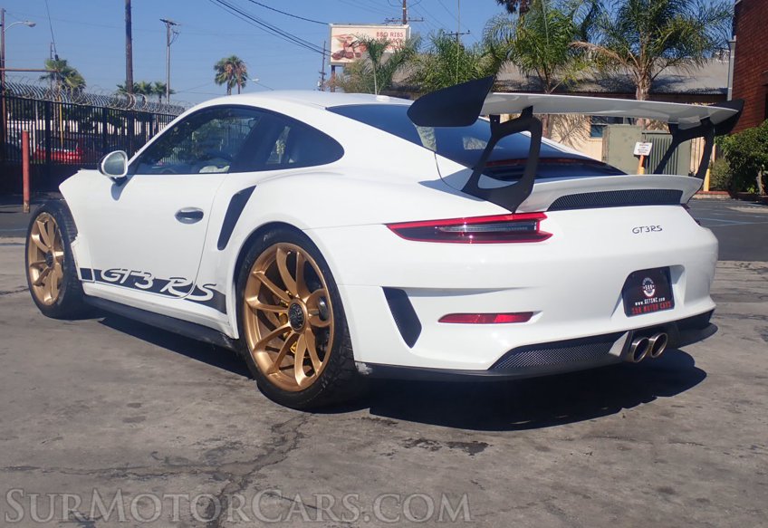 2019 Porsche 911 - Image 8