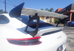 2019 Porsche 911 - Image 18