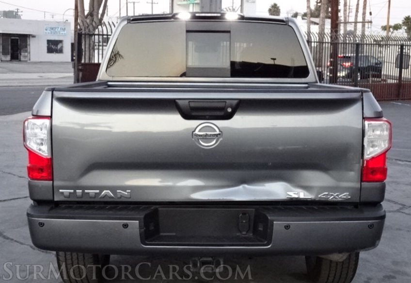 2018 Nissan Titan - Image 12