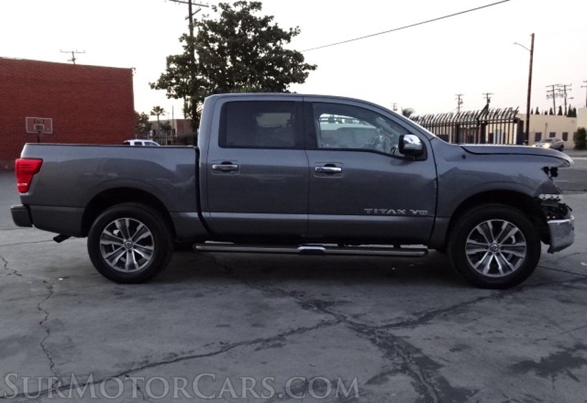 2018 Nissan Titan - Image 10