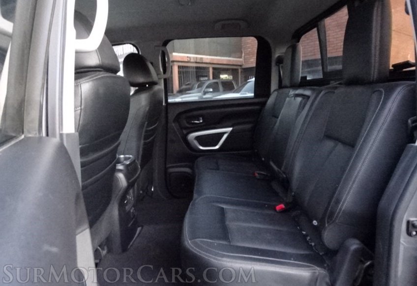 2018 Nissan Titan - Image 30