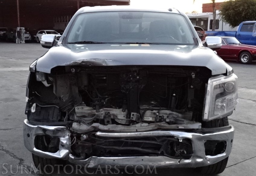 2018 Nissan Titan - Image 11