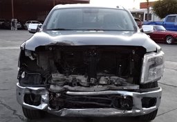 2018 Nissan Titan - Image 11