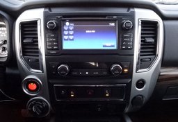 2018 Nissan Titan - Image 46