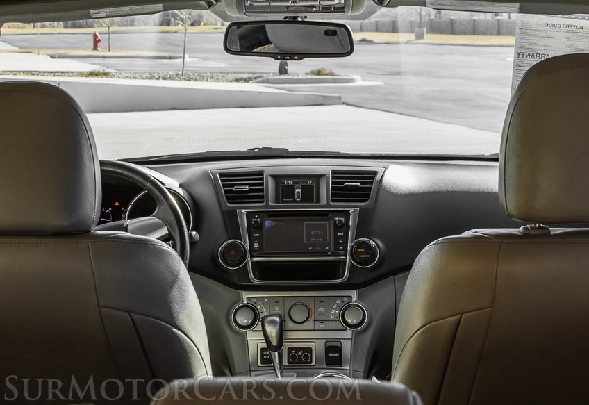 2013 Toyota Highlander - Image 5