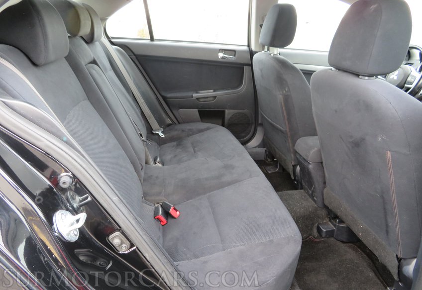 2010 Mitsubishi Lancer - Image 28