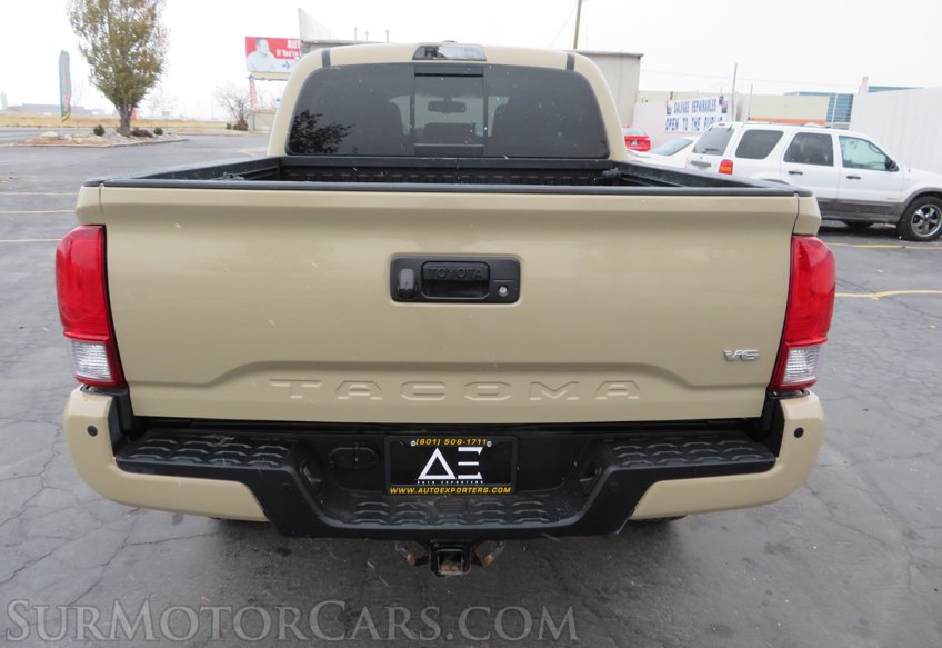 2017 Toyota Tacoma - Image 13