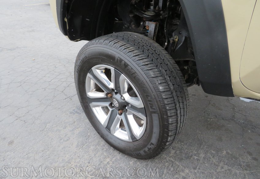 2017 Toyota Tacoma - Image 39