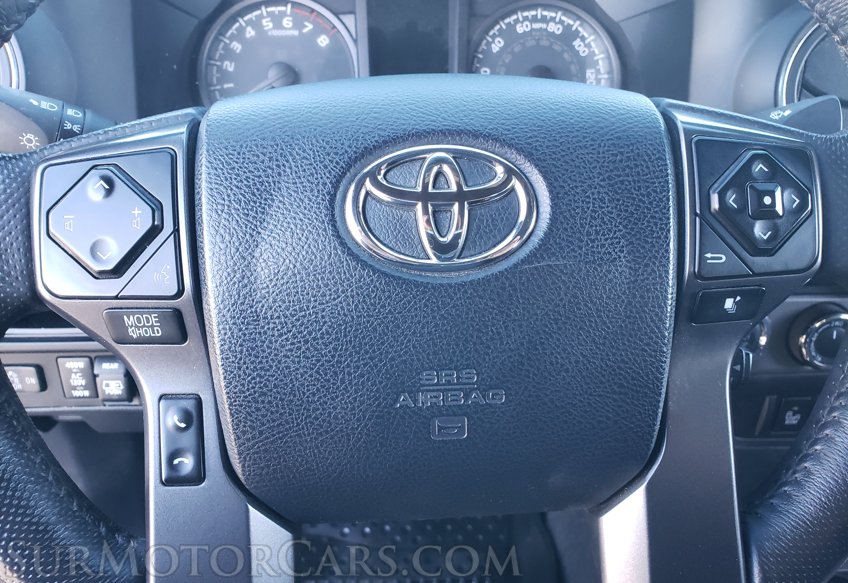 2017 Toyota Tacoma - Image 27