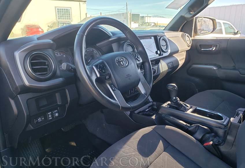 2017 Toyota Tacoma - Image 20