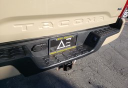 2017 Toyota Tacoma - Image 19