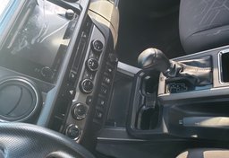 2017 Toyota Tacoma - Image 28