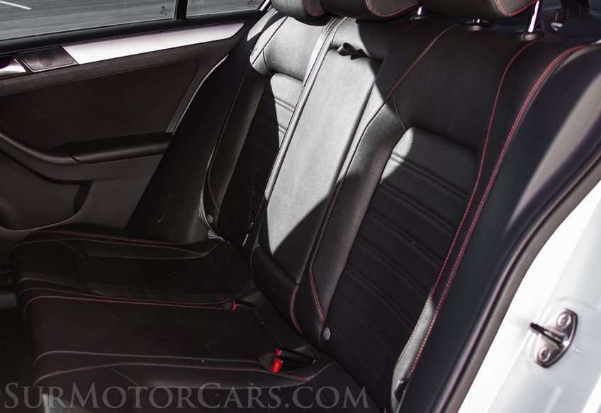 2012 Volkswagen GLI - Image 26