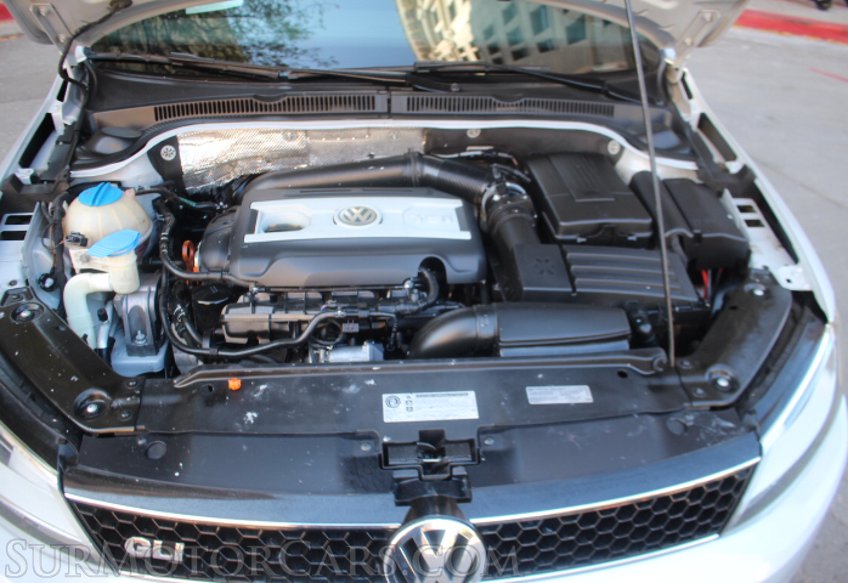 2012 Volkswagen GLI - Image 38