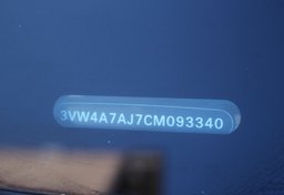 2012 Volkswagen GLI - Image 42