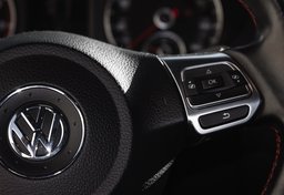 2012 Volkswagen GLI - Image 2