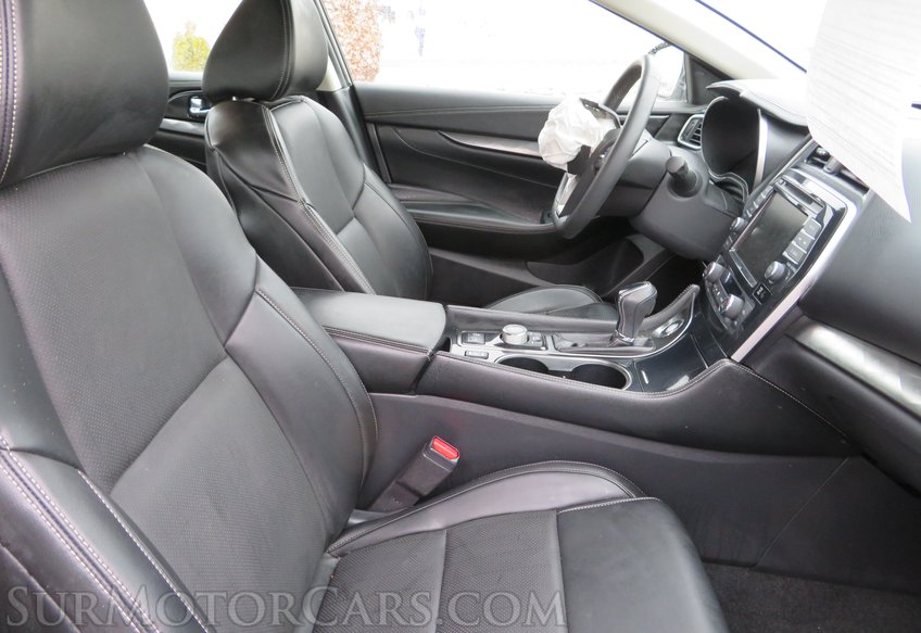 2019 Nissan Maxima - Image 23