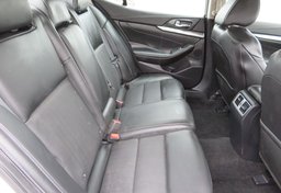 2019 Nissan Maxima - Image 26