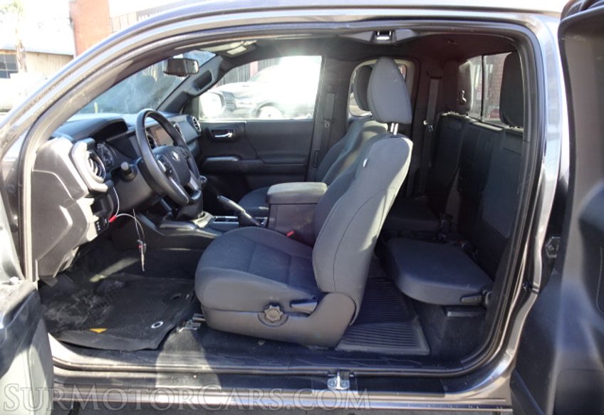 2016 Toyota Tacoma - Image 29