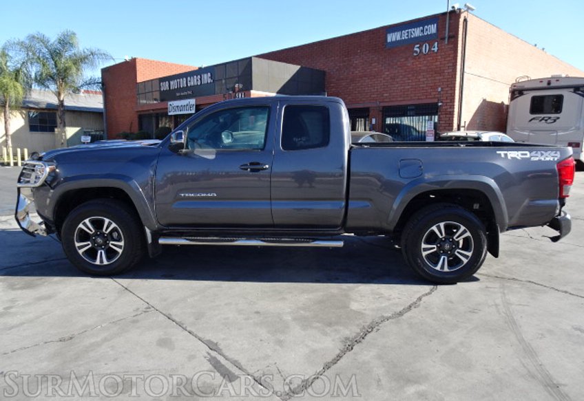 2016 Toyota Tacoma - Image 5