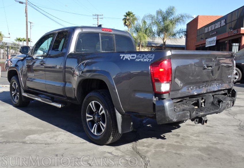 2016 Toyota Tacoma - Image 9