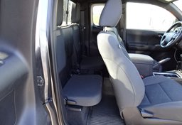 2016 Toyota Tacoma - Image 32