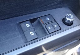 2016 Toyota Tacoma - Image 46