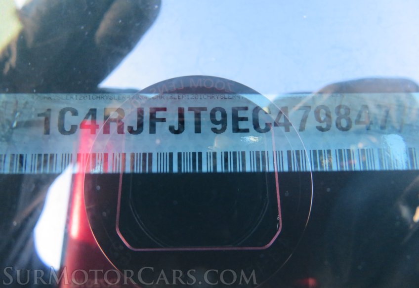 2014 Jeep Grand Cherokee - Image 58