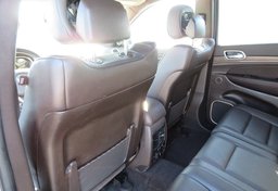 2014 Jeep Grand Cherokee - Image 32