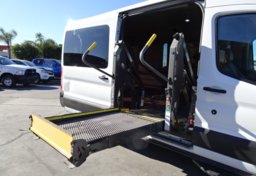 2017 Ford Transit Van - Image 29