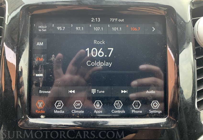 2019 Jeep Cherokee - Image 38