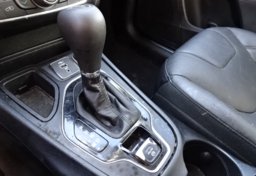 2019 Jeep Cherokee - Image 43