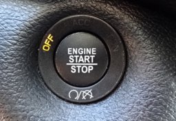 2019 Jeep Cherokee - Image 47