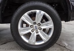 2019 Ford F-150 - Image 19