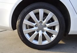 2014 Audi A4 - Image 17