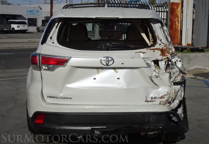 2016 Toyota Highlander - Image 11
