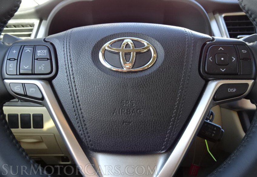 2016 Toyota Highlander - Image 36