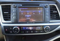 2016 Toyota Highlander - Image 35