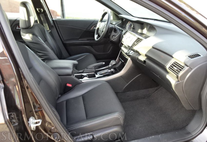 2016 Honda Accord Sedan - Image 24