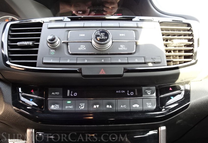 2016 Honda Accord Sedan - Image 35