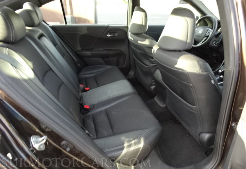 2016 Honda Accord Sedan - Image 29