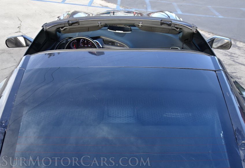 2017 Chevrolet Corvette - Image 17