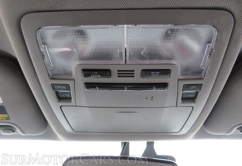 2016 Toyota Highlander - Image 31