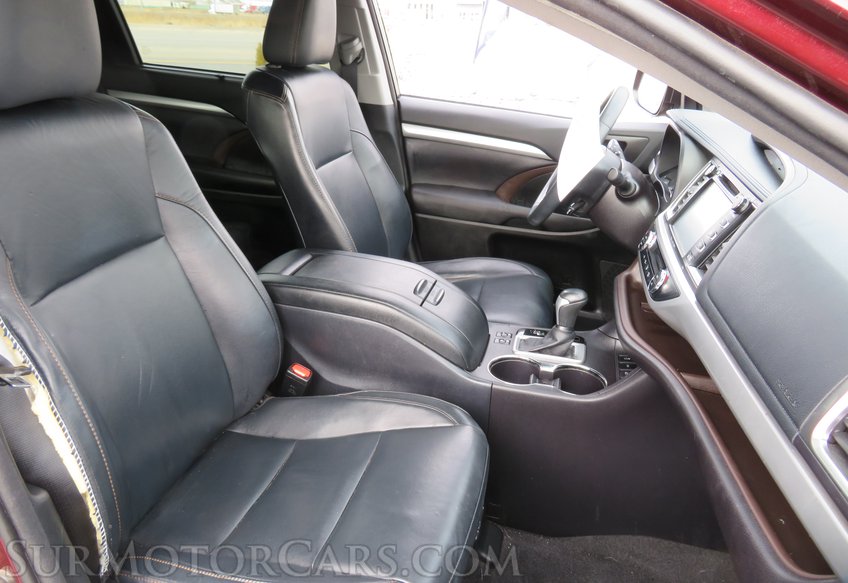 2016 Toyota Highlander - Image 21