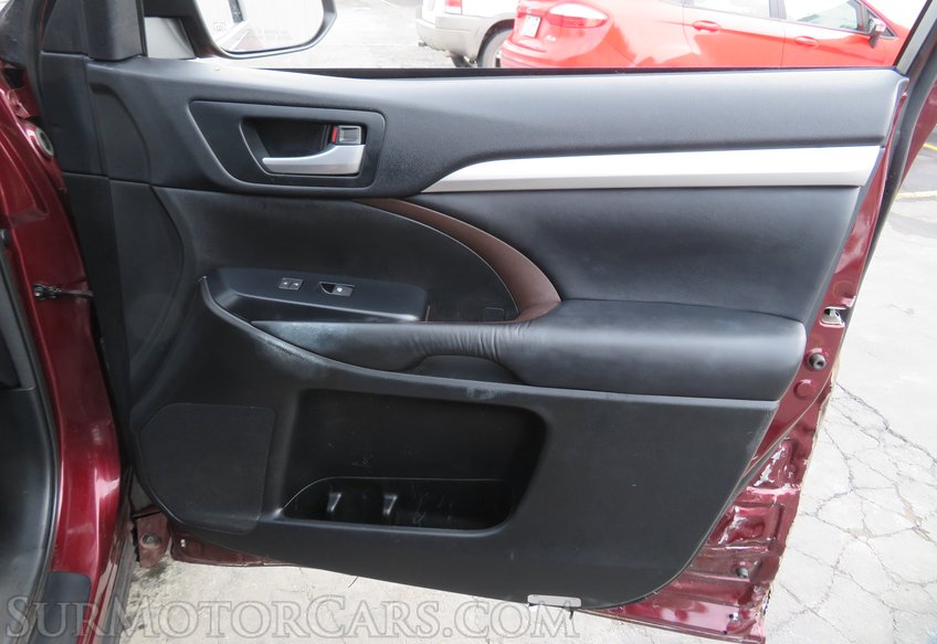2016 Toyota Highlander - Image 27