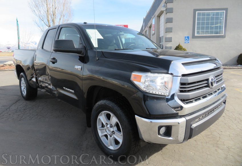 2014 Toyota Tundra 4WD Truck - Image 2