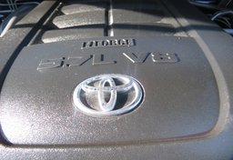 2014 Toyota Tundra 4WD Truck - Image 52