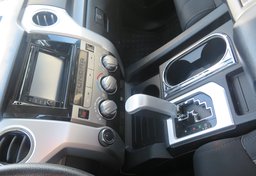 2014 Toyota Tundra 4WD Truck - Image 36