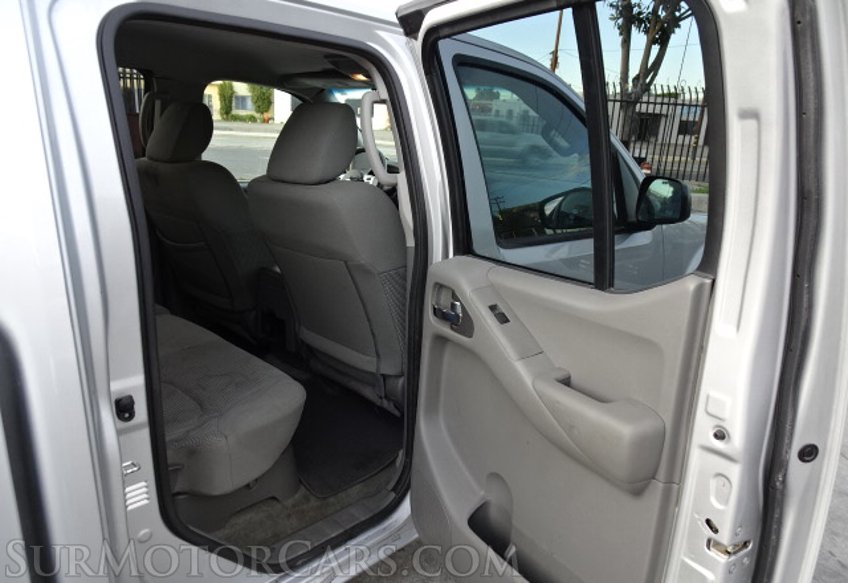 2018 Nissan Frontier - Image 28
